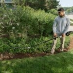 HTX5300-PA_EGOAU_COMMERCIAL-HEDGE-TRIMMER_LIFESTYLE_04